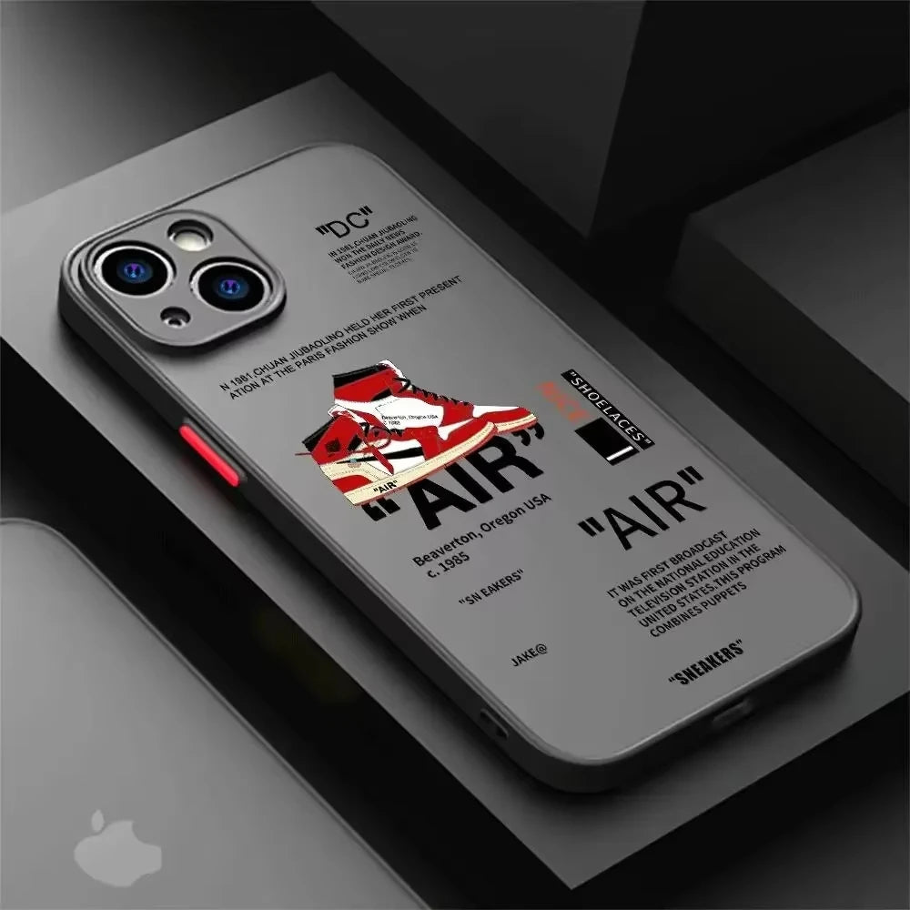 Funda Case Estilo Streetwear "Sneaker Hype" para iPhone - Diseño Urbano de Moda
