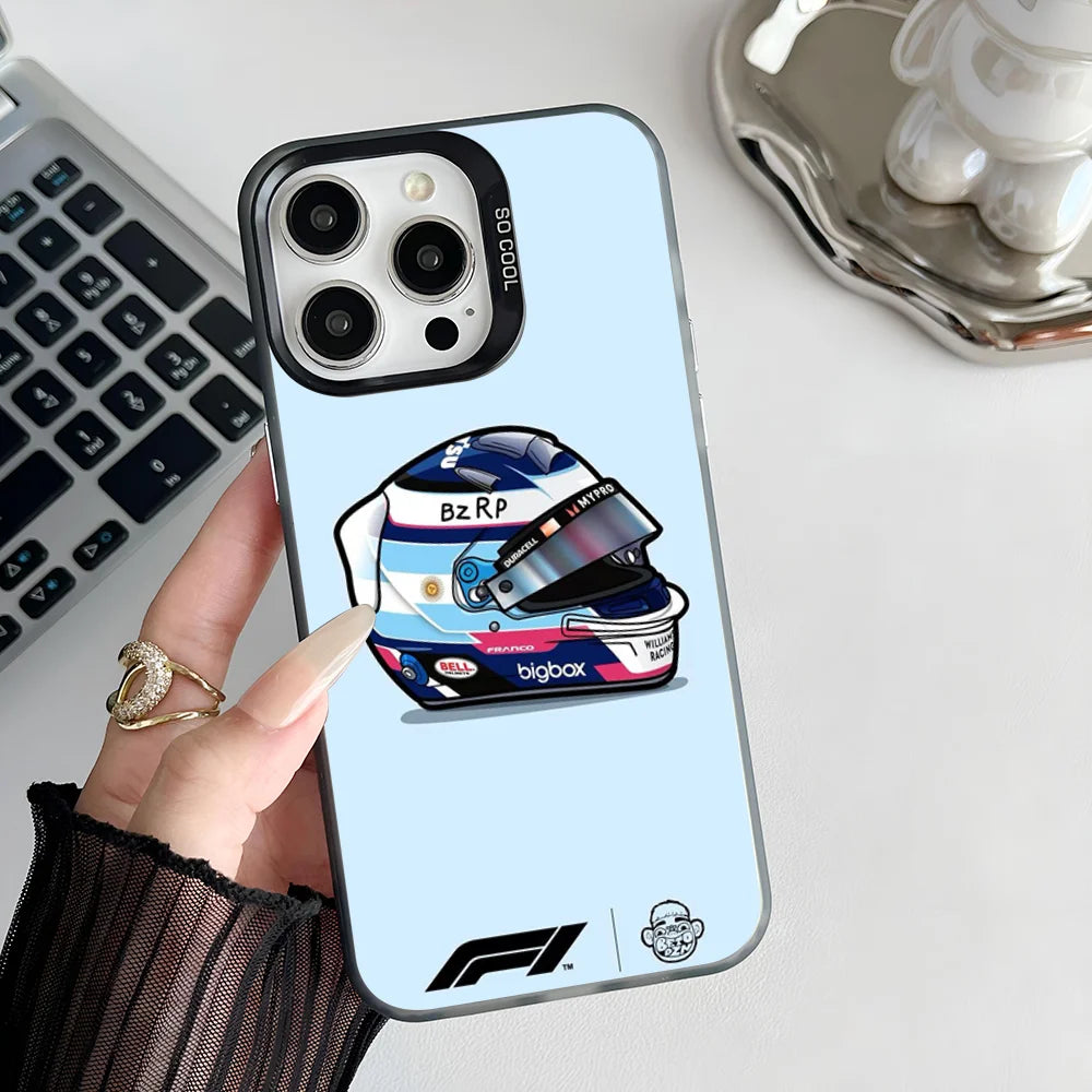 F1 Colapinto Plateada – resalta la conexión con F1 y el color.